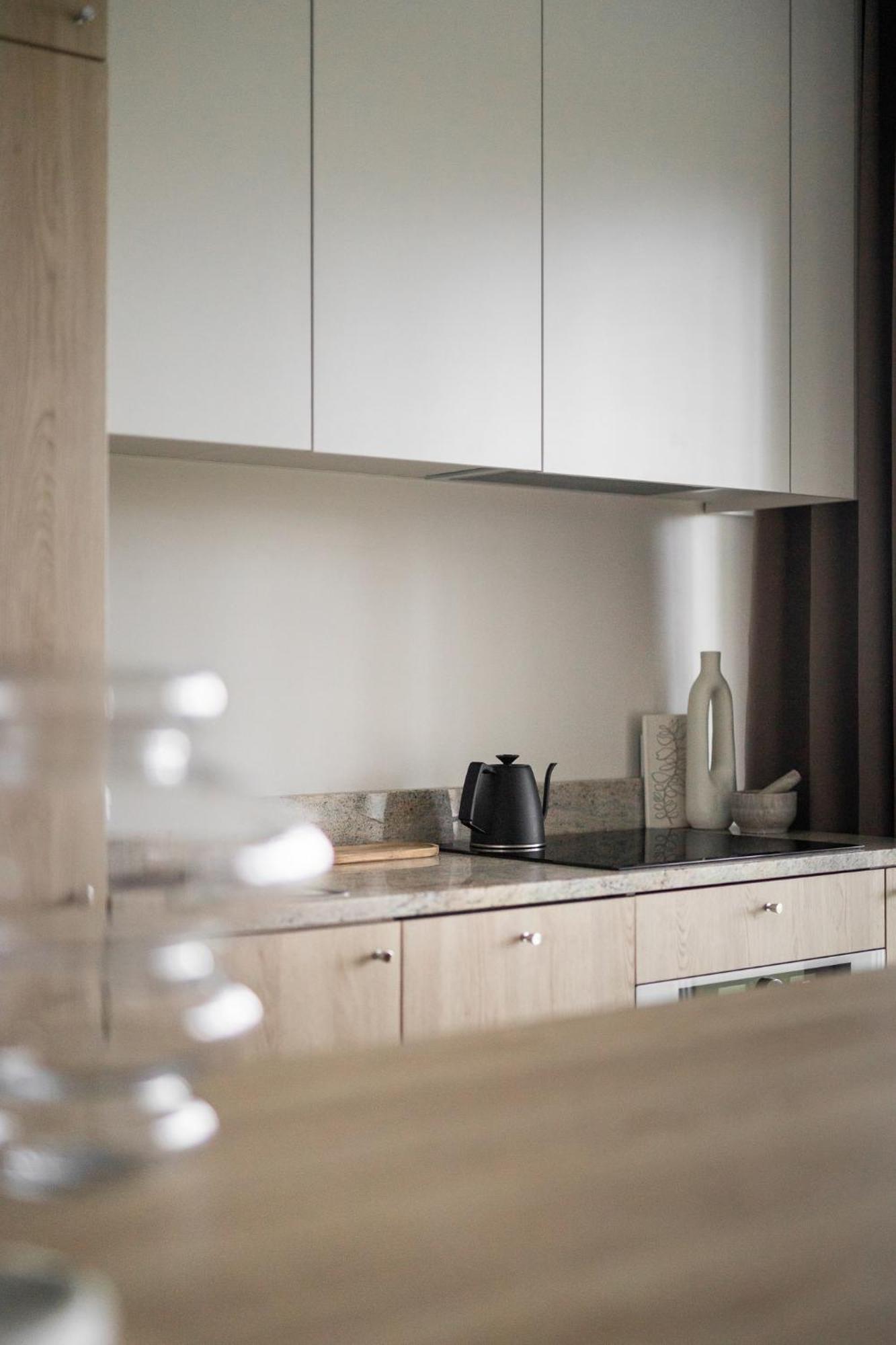 Let'S Sea - 2 Bedroom - Premium Baltic Apartment With Front Sea View Garden And Spa Access Гонски Экстерьер фото